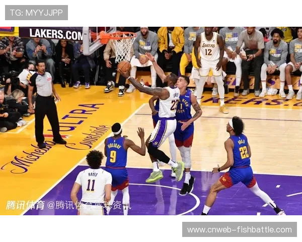 湖人大胜快船：詹姆斯生涯又一里程碑战役